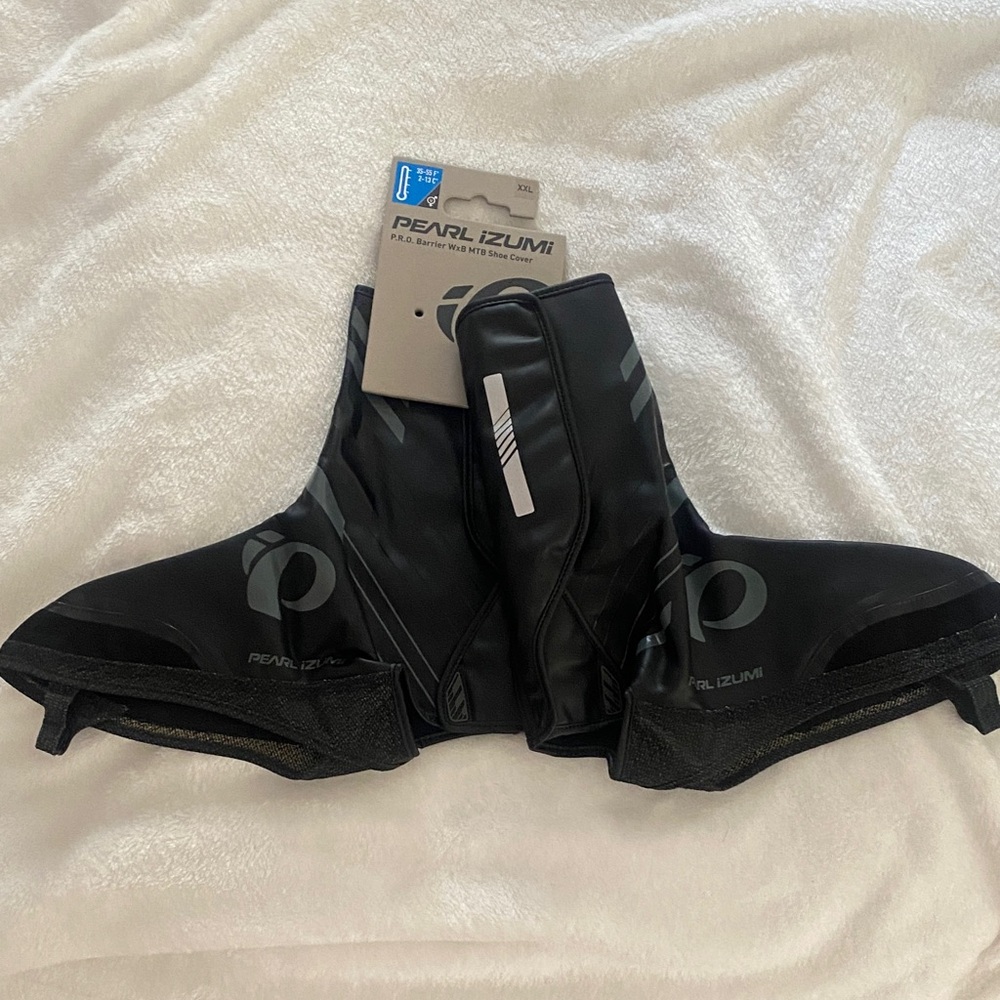 Pearl Izumi Barrier WxB MTB Black Shoe Covers. Size XXL